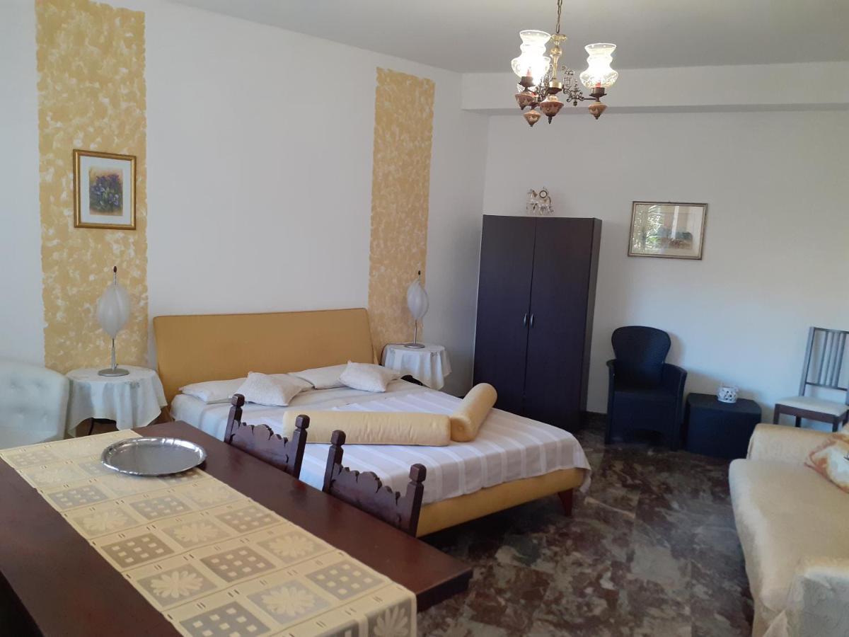 Saglia Apartments Malcesine Luaran gambar